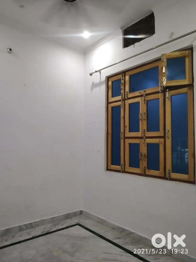 2 Room Kitchen Bathroom Set for rent.