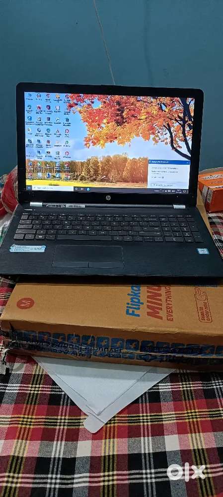 HP LAPTOP i3 7 th gen