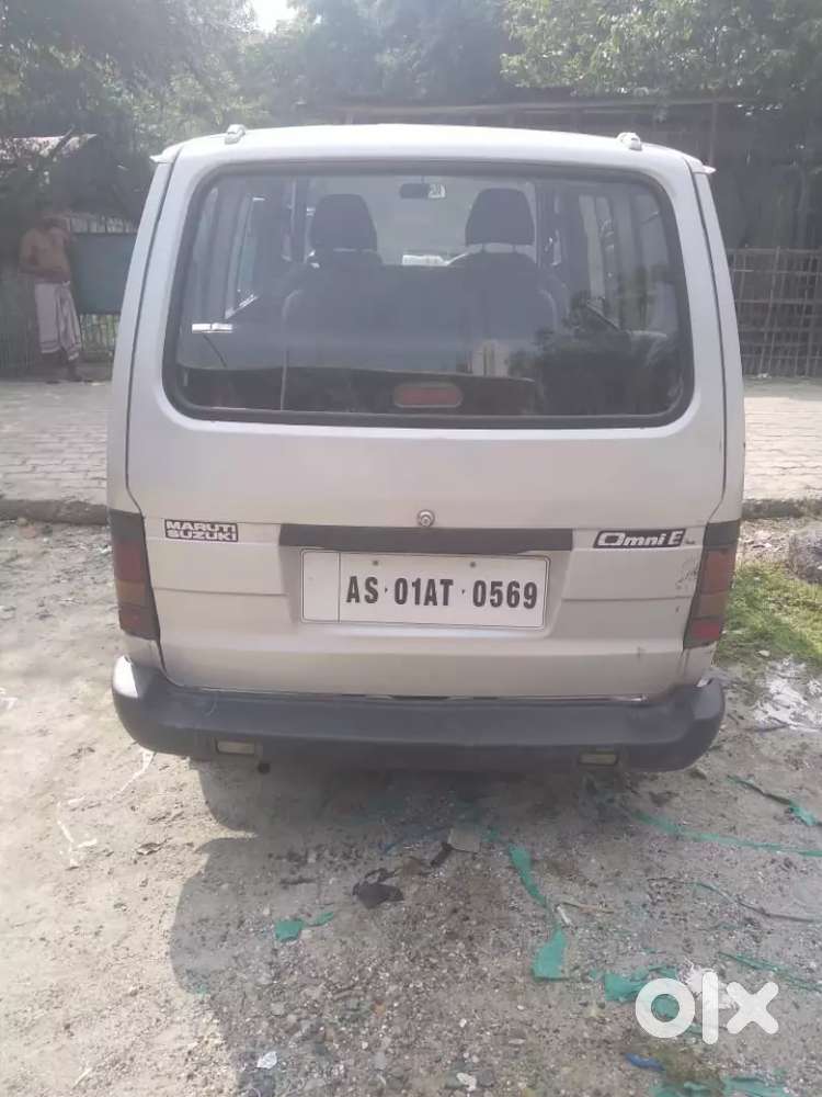 Maruti Suzuki Omni 2011