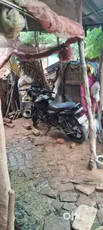 Bike ka injan karva rkha he