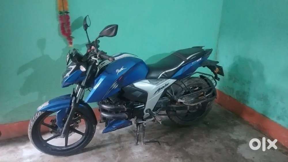 Apache Rtr 160 4v (2020) model with dual disc in good condition.