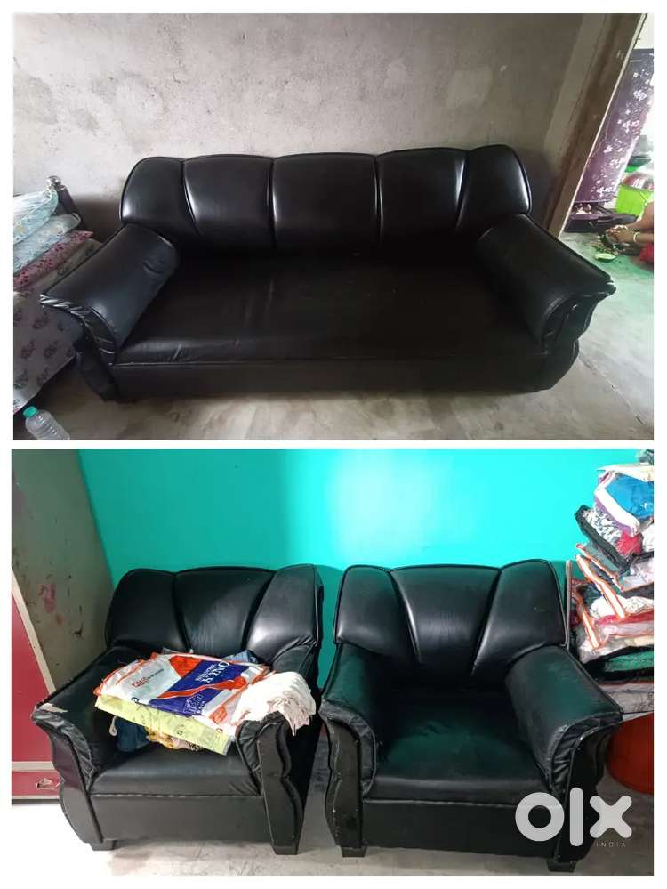 Leather Sofa set 4+1+1 seater