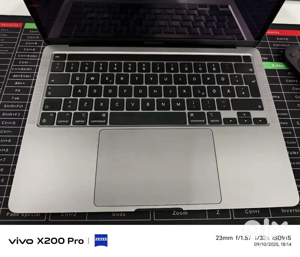 Apple M1 Macbook Pro 16gb-512gb
