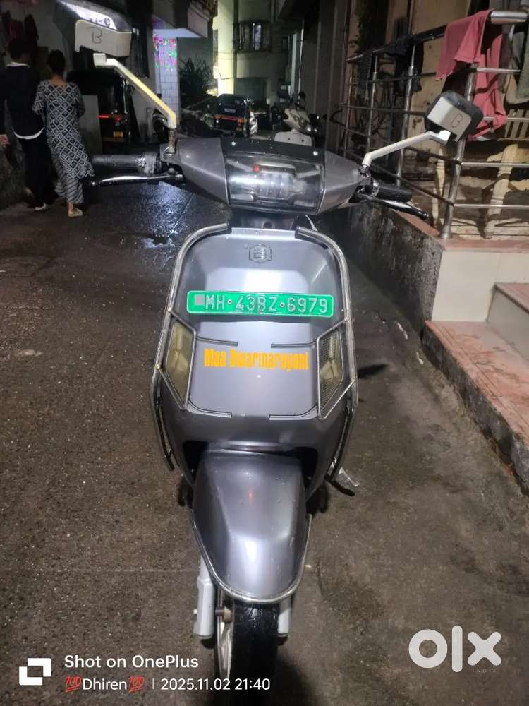 Bgauss B8 Ev Scooter