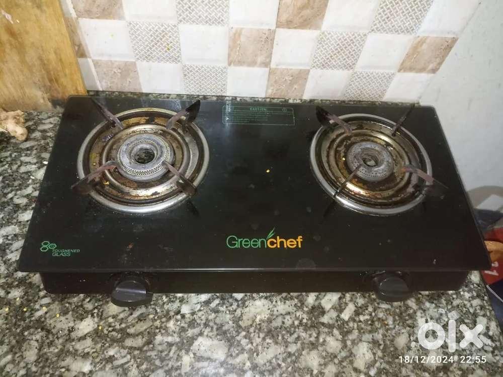 Gas oven with glass top