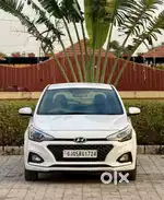 Hyundai i20 Asta (O) 1.2 IVT Dual Tone, 2019, Petrol