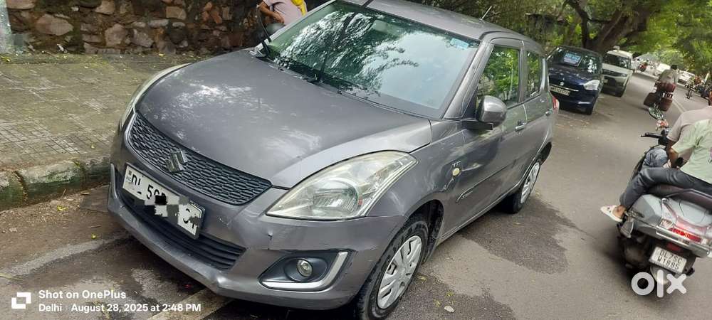 Maruti Suzuki Swift LXI Optional-O, 2017, Petrol