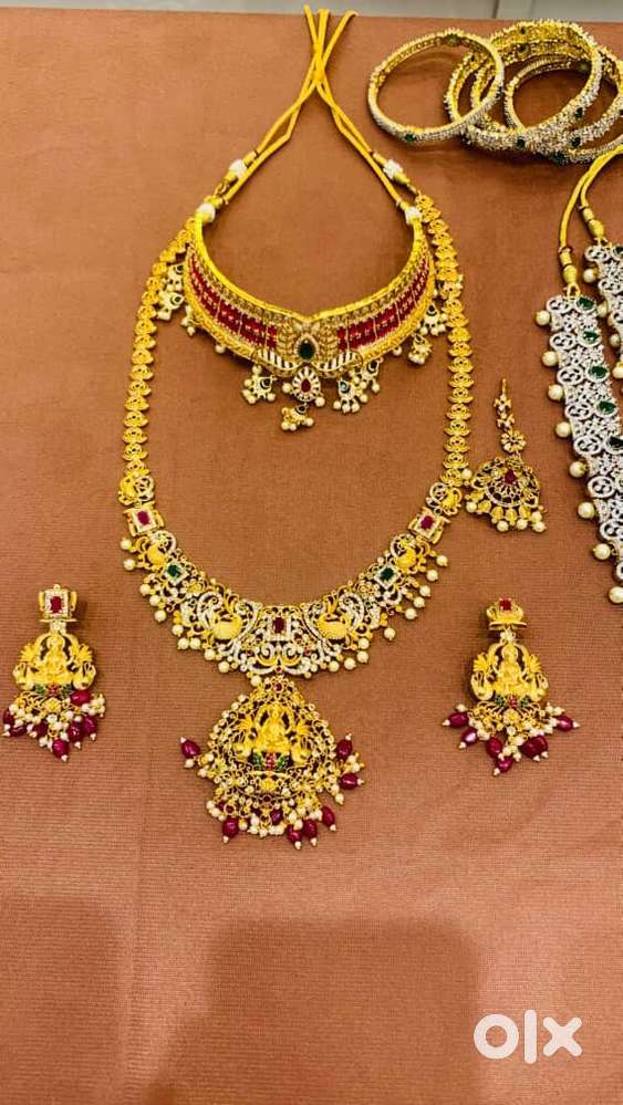 Looking for a sales executive for a jewellery shop