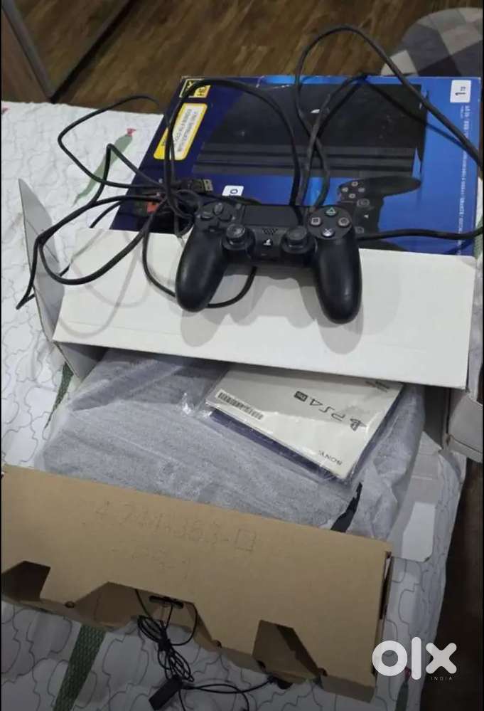 Ps4 Pro 11.00 4k gaming console
