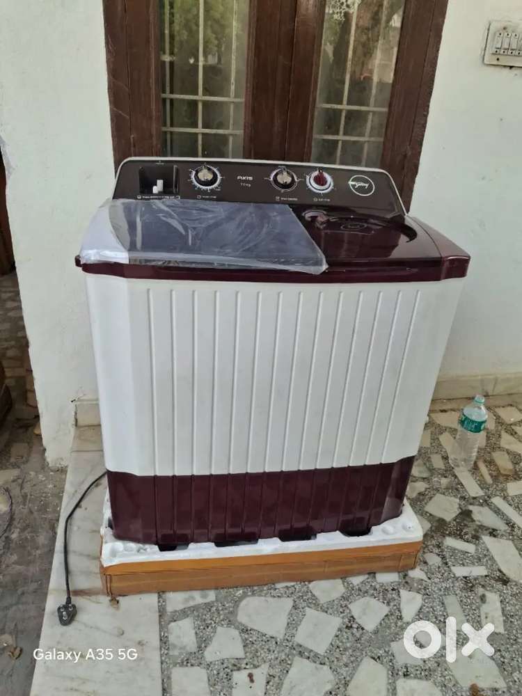 Urgent sell box pack 7kg Godrej washing machine box pack new unused