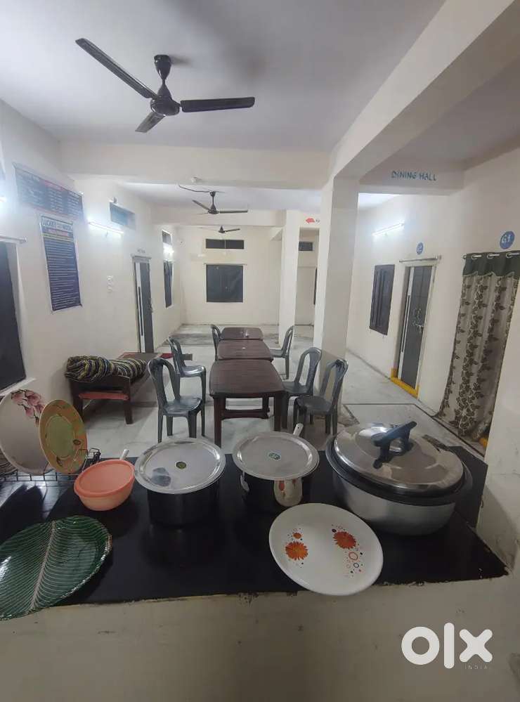 Asistent for hostel