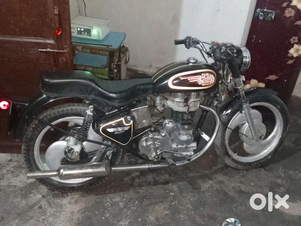 Bilkul okk bullet hm bhi Electra hm aur dl no bhi engine bilkul ok hm