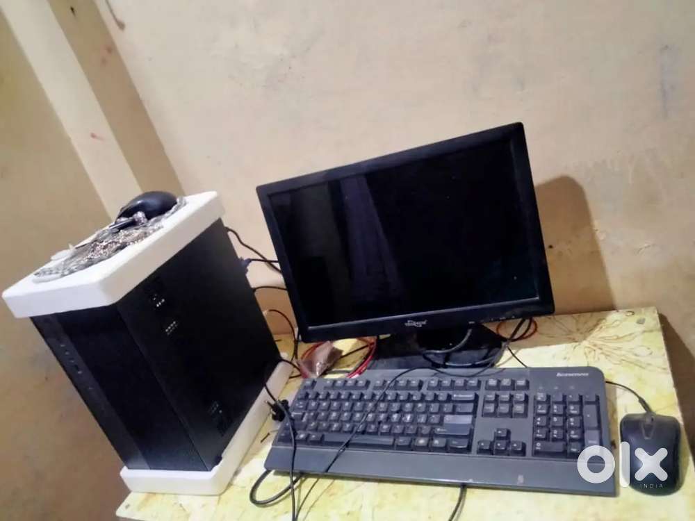 Desktop computer