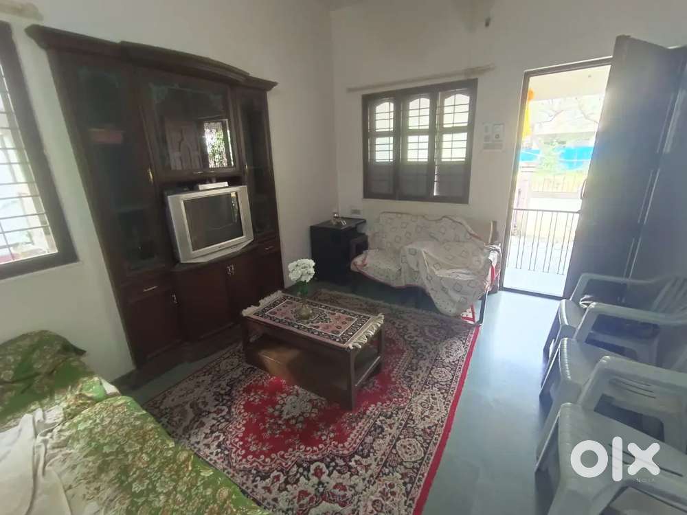 Available 1bhk Bungalow near Cummins College Karve Nagar