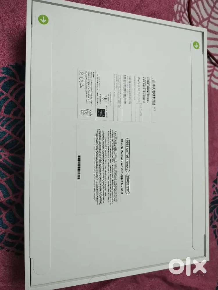 Box Piece Macbook Air M2 16GB 256 GB