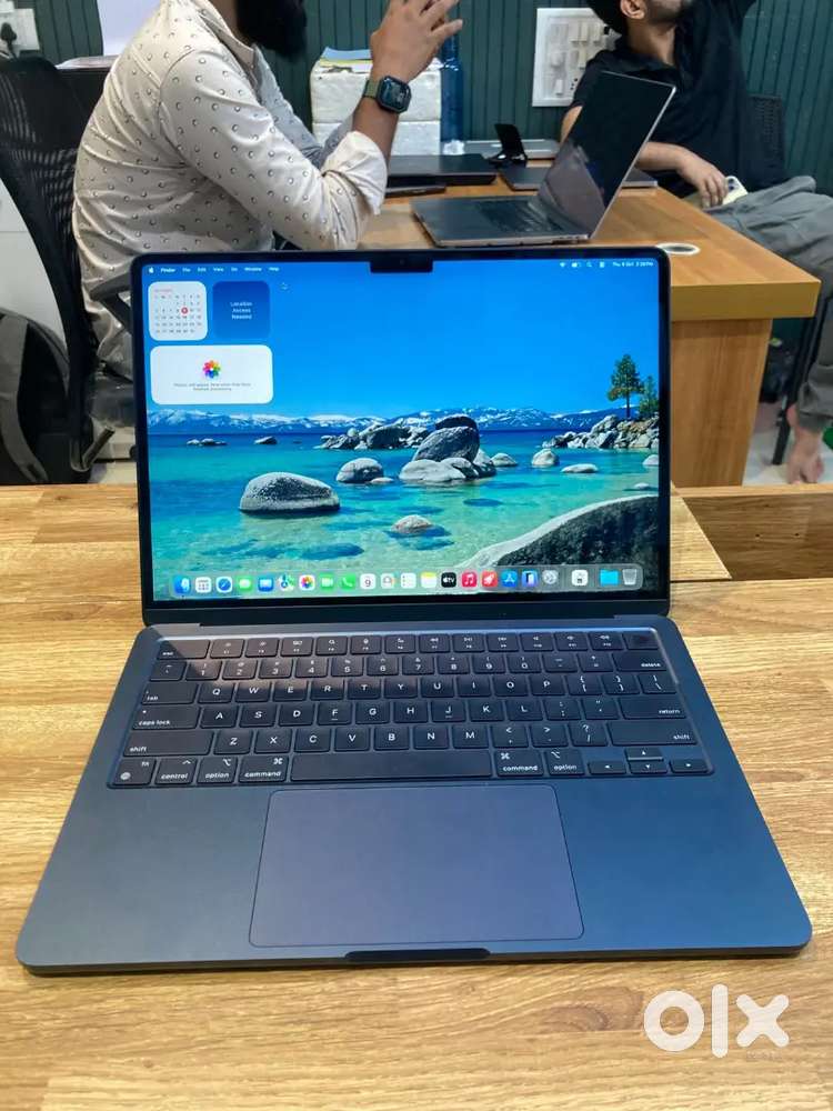 Macbook Air M2 chip Brand New Condition