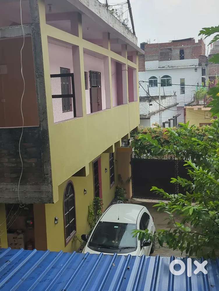 2 flat of 2bhk with fully tiles furnished with All furniture and Beds