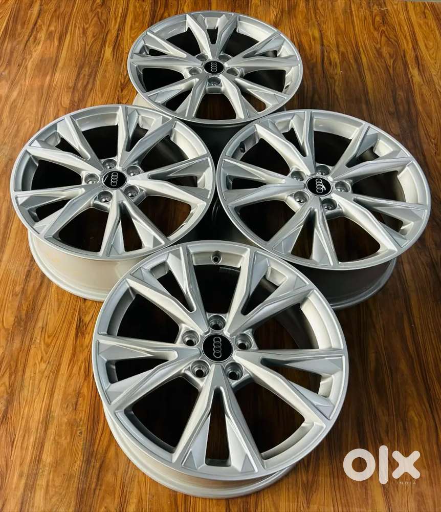 18 inch Latest Audi Q3 in new condition Set of 4 available