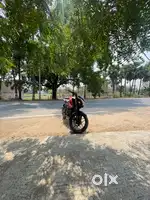 The ns 125 in clude a powerful engine a comfortable riding position
