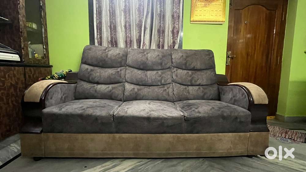 3+1+1 Seater Sofa Set – Good Condition – Urgent Sale