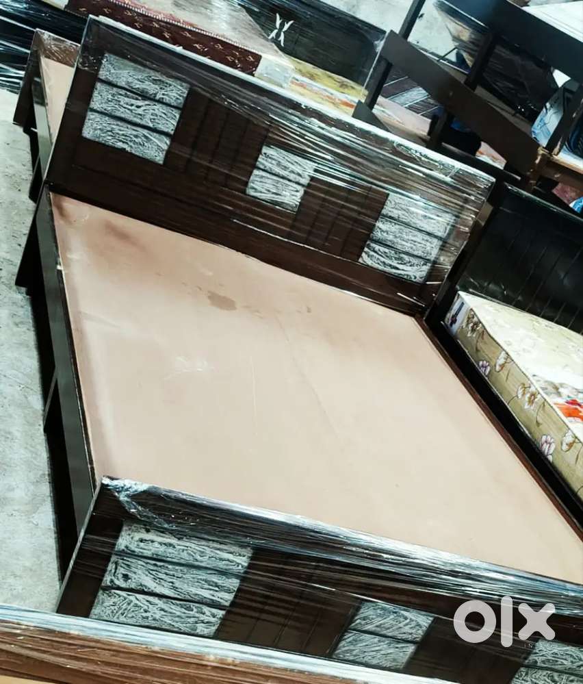 JAIlaxmi furnitures bed of queen size cot without storage from factory