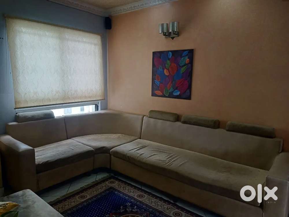 SOFA 6 TO 7 SEATER