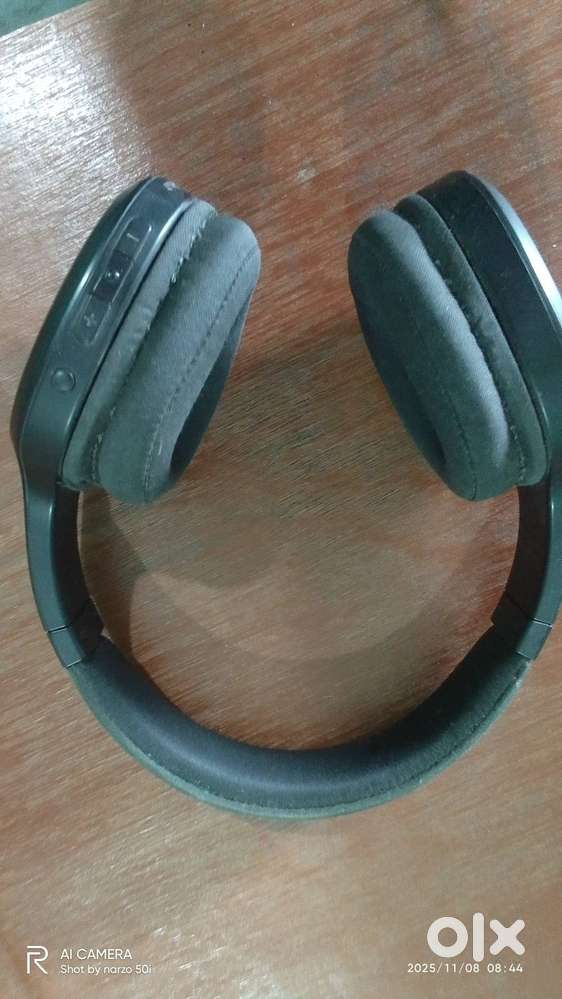 Headphone boat rocker 460