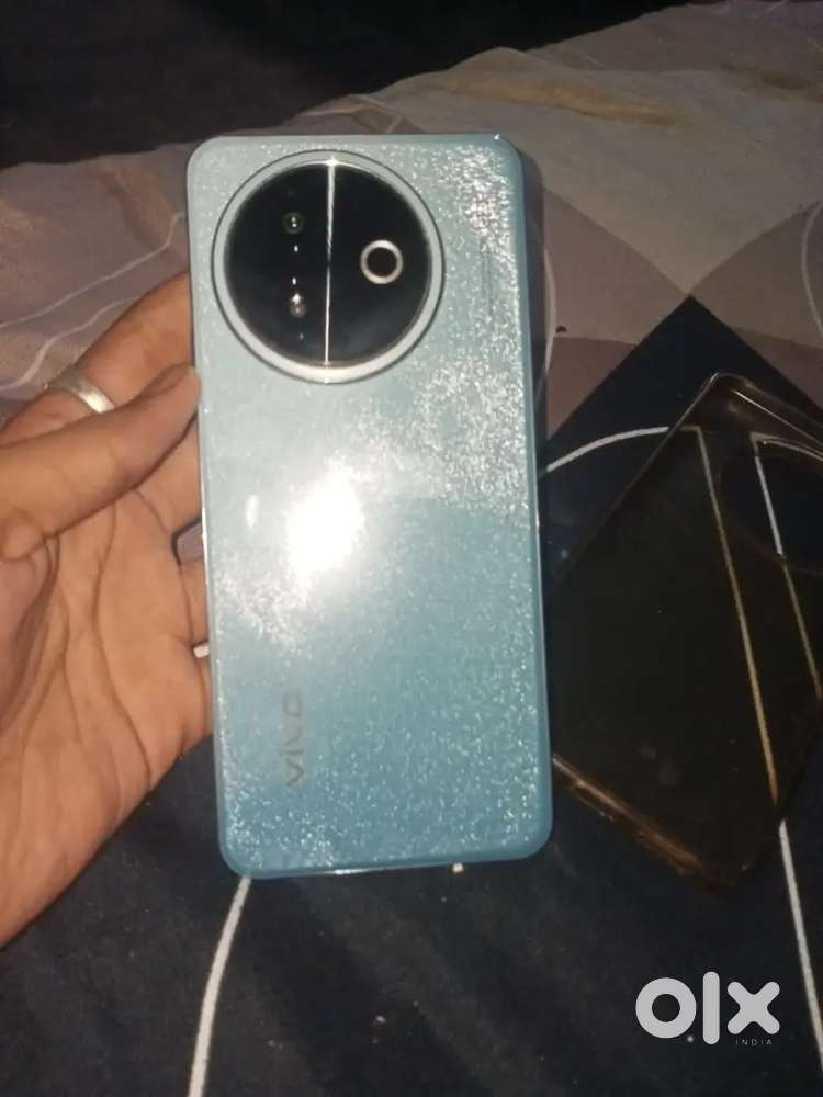Vivo y39 5g 8/128 8m warranty only exchange i  phone 5g