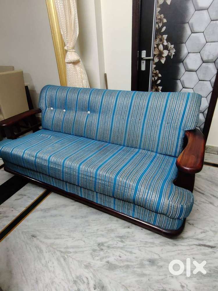 3 seater sofa