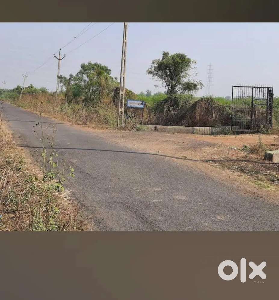 MULTI PURPOSE NA LAND 350000 SQ.FT. RENT RS. 3/- PER SQ.FT. FOR LABOUR