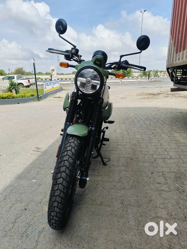 Royal Enfield Scram 440