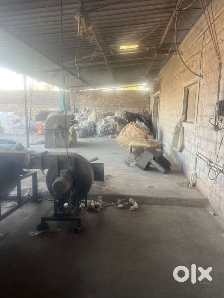 near cosmic school rent ka sell