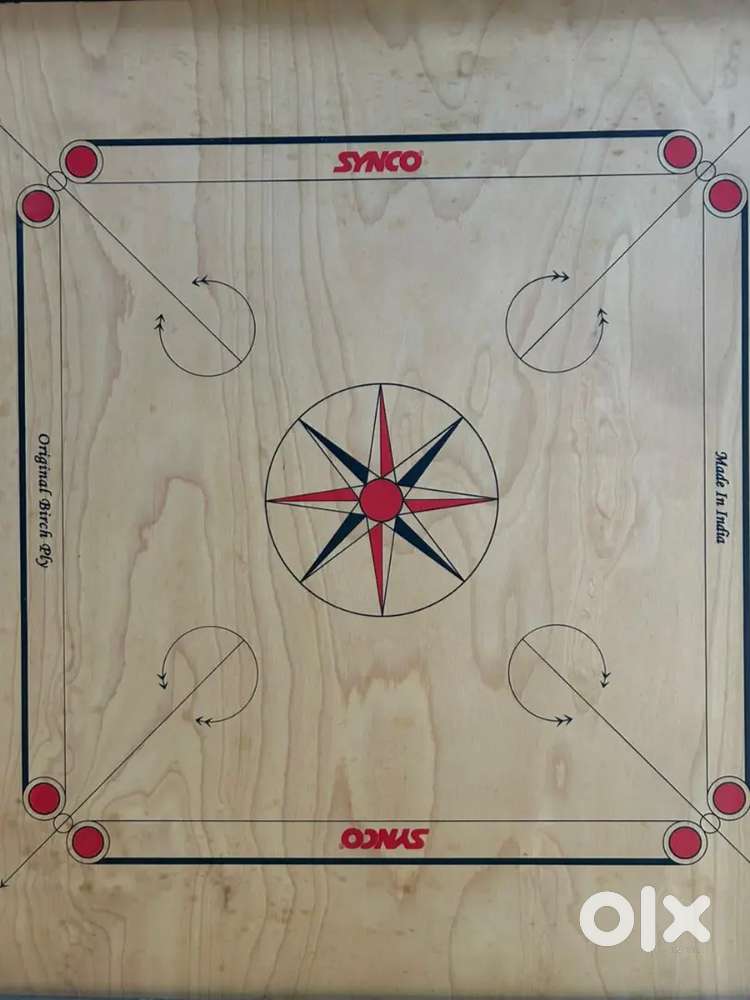 Carrom board