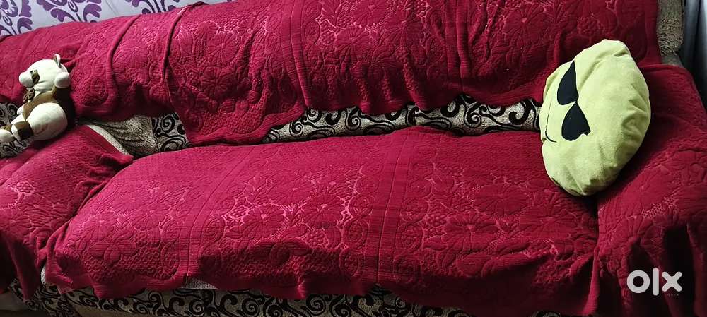 4 seater sofa