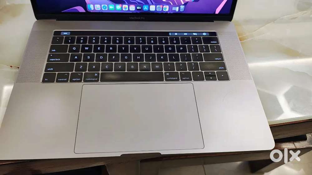 Apple MacBook Pro 15 2018 (Core i7, 16GB, 500GB SSD, 4GB Graphic Card)