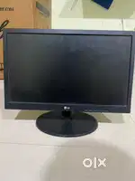 LG MONITER 24’INCHS