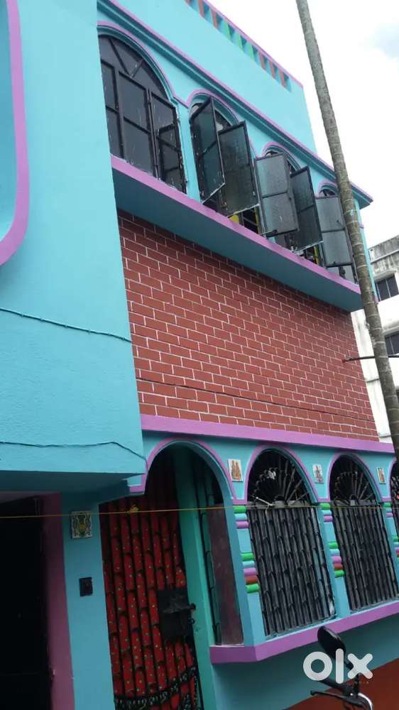 Bachalor are allowed