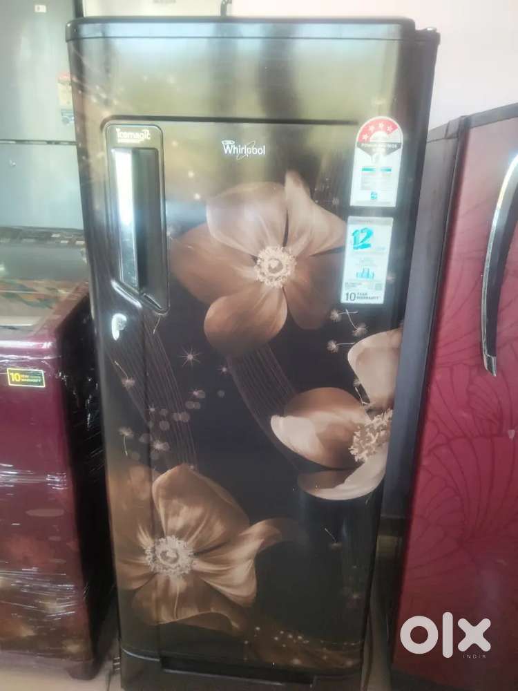 Whirlpool single door refrigerator 200L. Sell