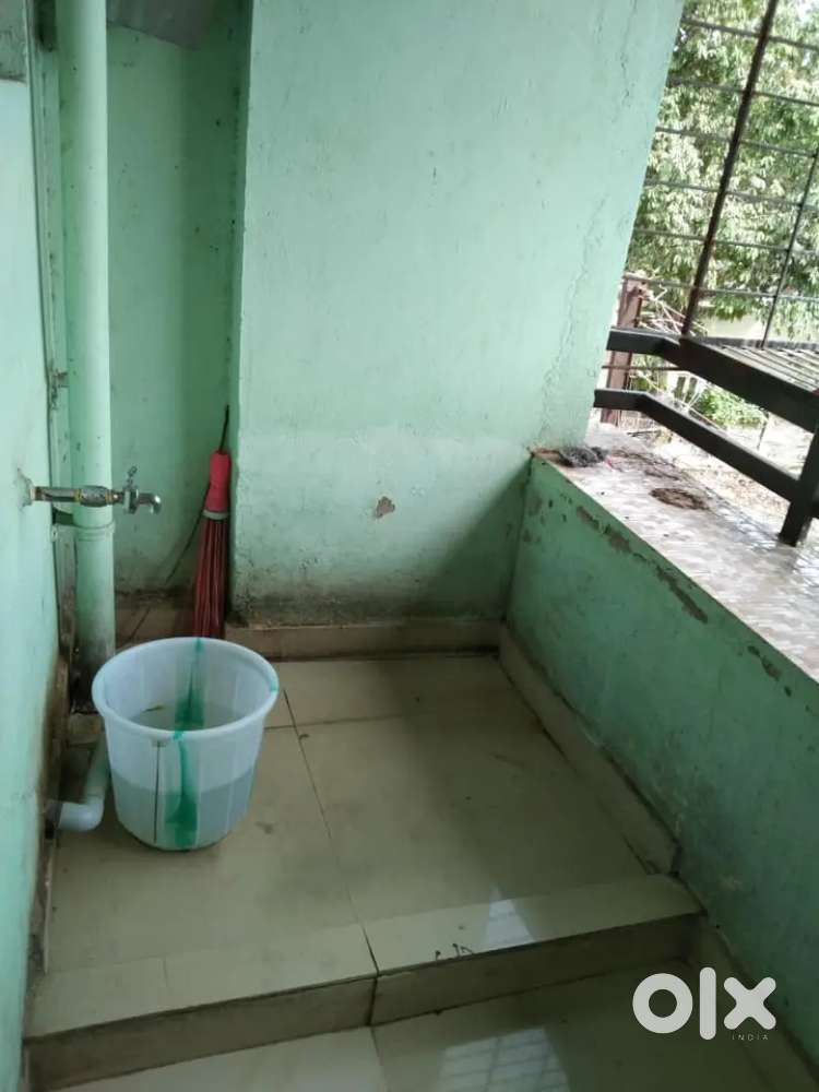 2bhk flat semi furnished suyog nagar near Narendra nagar near by all