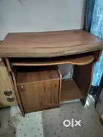 computer table wooden
