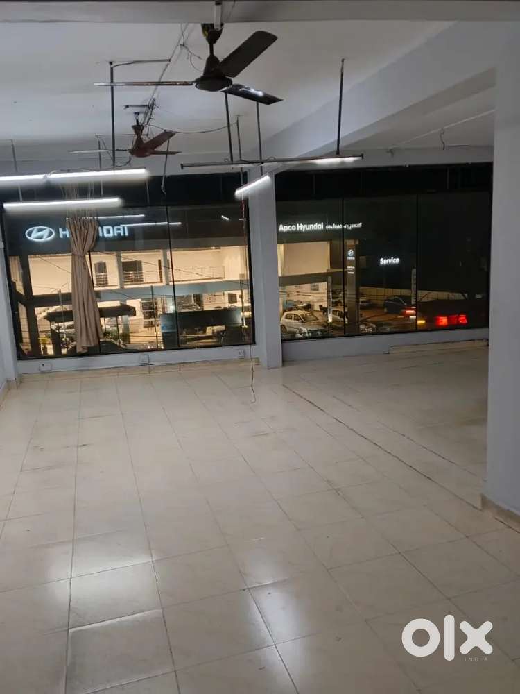 for rent highway face room on first floor